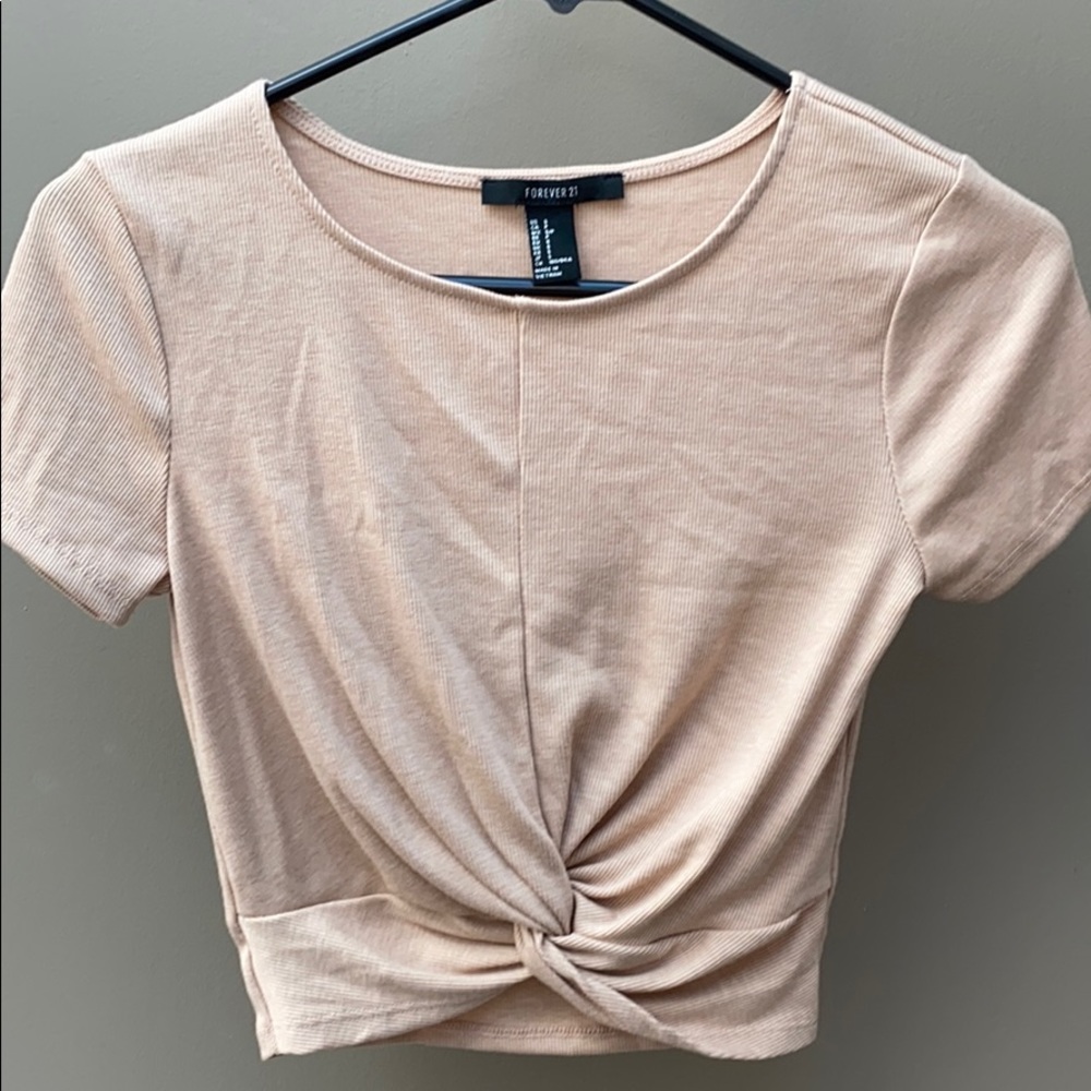 Short sleeve crop top